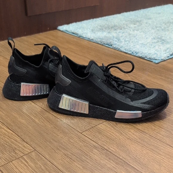 Adidas - Picture 7 of 12